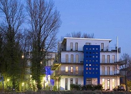 Euronova Arthotel Кьолн Екстериор снимка