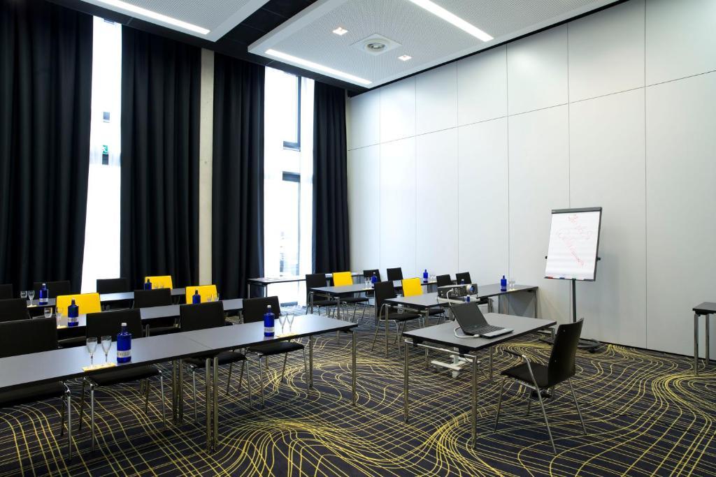 Euronova Arthotel Кьолн Екстериор снимка